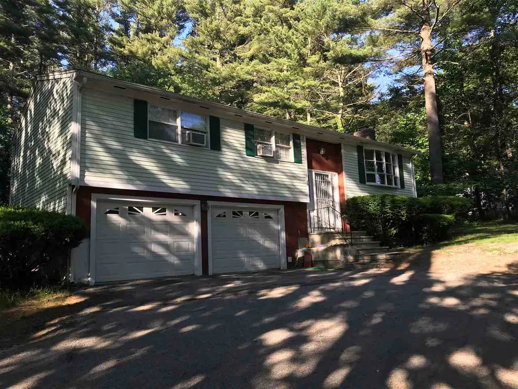 88 Dracut Road Hudson NH 03051