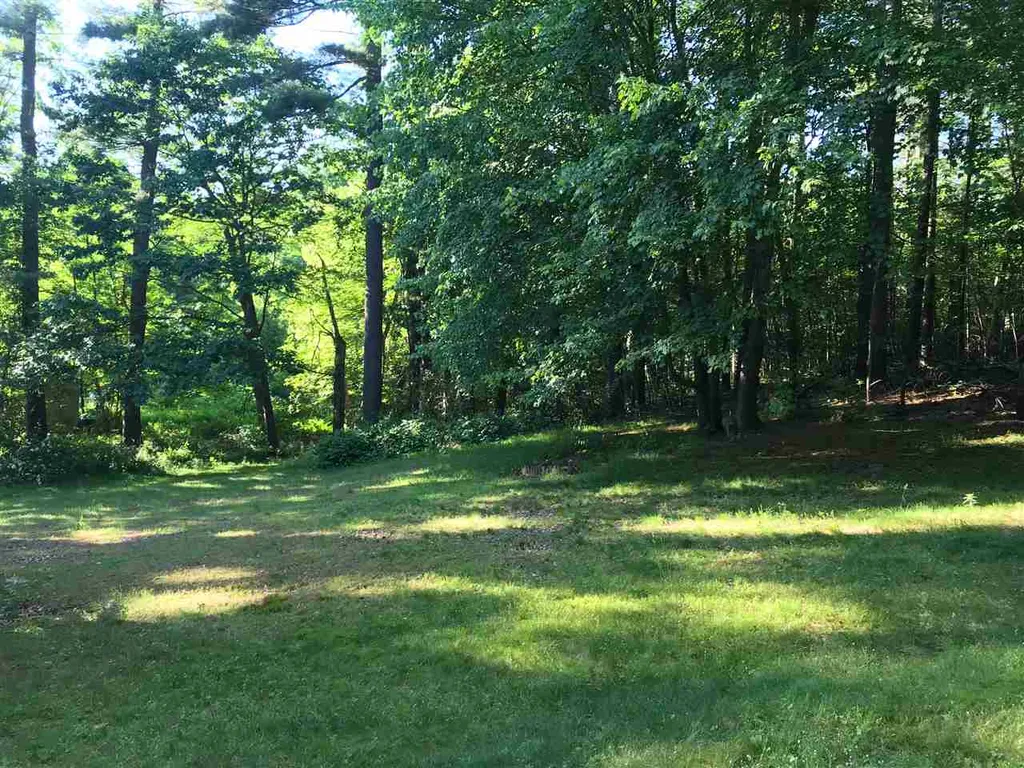 88 Dracut Road Hudson NH 03051