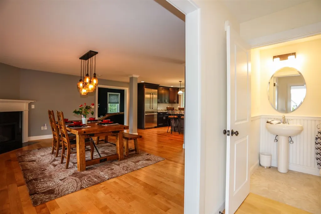 19 Marshall Way Seabrook NH 03874