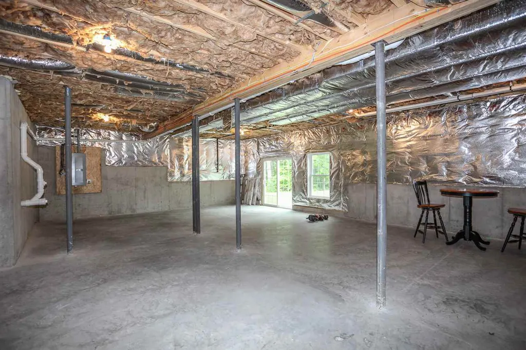 19 Marshall Way Seabrook NH 03874