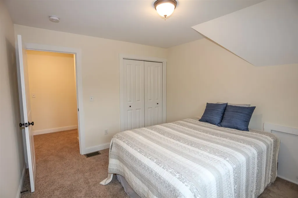 19 Marshall Way Seabrook NH 03874