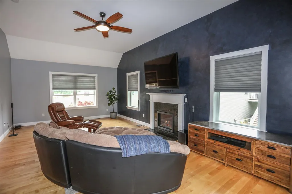 19 Marshall Way Seabrook NH 03874