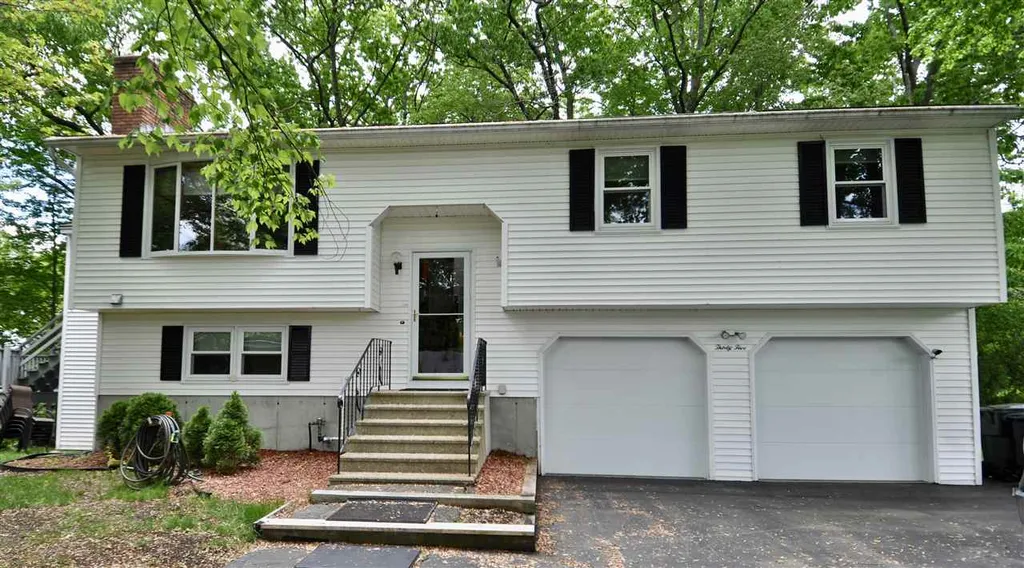 35 Lovering Street Manchester NH 03109-4723