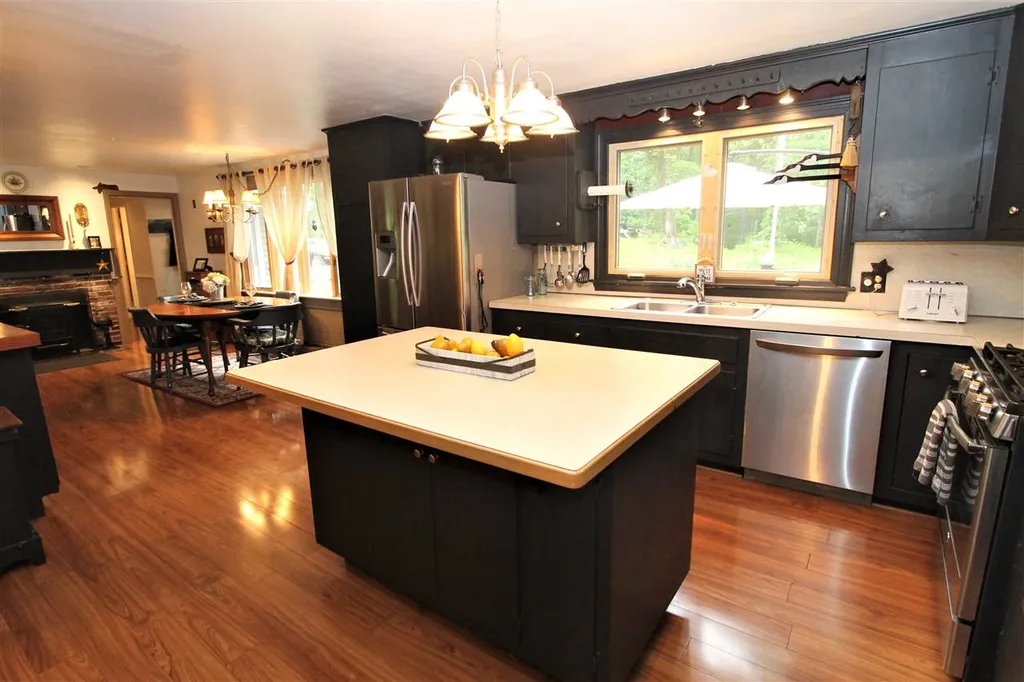 1 Riverwood Road Kingston NH 03848