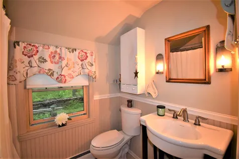 1 Riverwood Road Kingston NH 03848