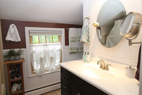 1 Riverwood Road Kingston NH 03848