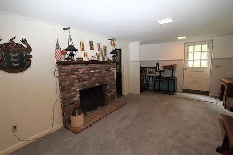 1 Riverwood Road Kingston NH 03848