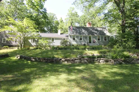 1 Riverwood Road Kingston NH 03848