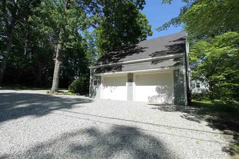 1 Riverwood Road Kingston NH 03848
