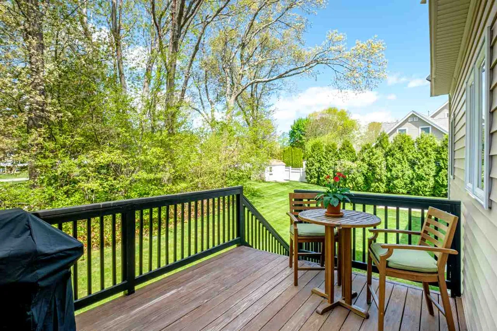 7 Nathaniel Court Hampton NH 03842