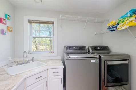 7 Nathaniel Court Hampton NH 03842
