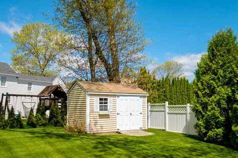 7 Nathaniel Court Hampton NH 03842