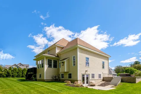 7 Nathaniel Court Hampton NH 03842