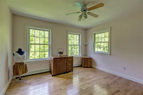202 Birch Acres Road New London NH 03257
