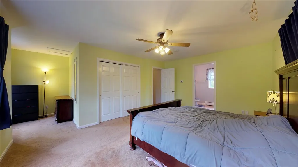 17 Steeplechase Lane Milton VT 05468