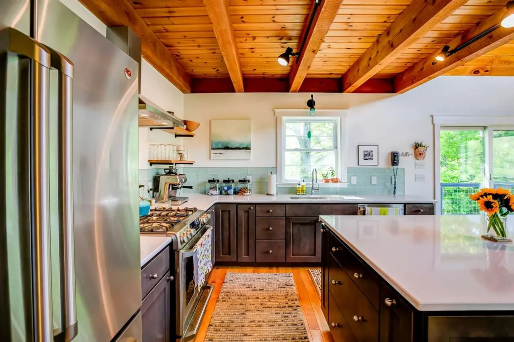 1715 Dowsville Road Duxbury VT 05660