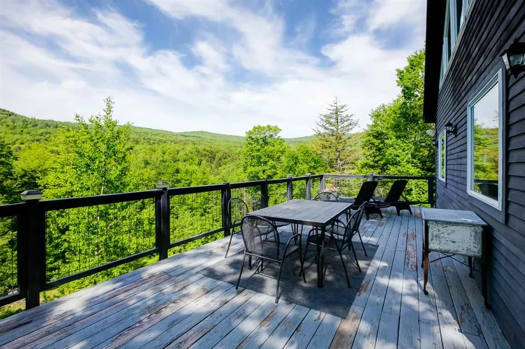 1715 Dowsville Road Duxbury VT 05660