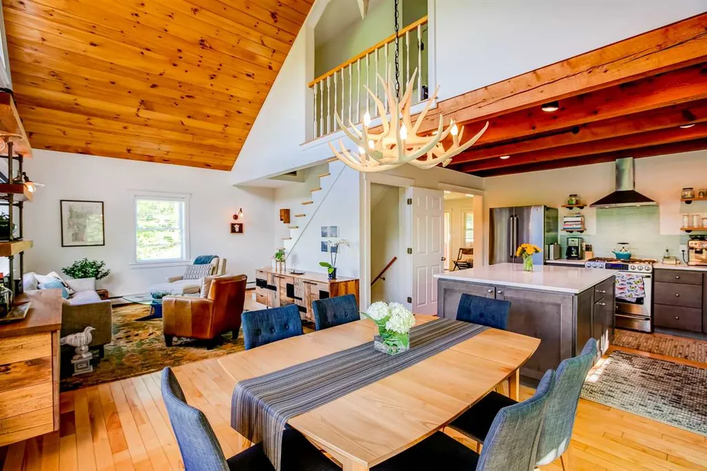 1715 Dowsville Road Duxbury VT 05660