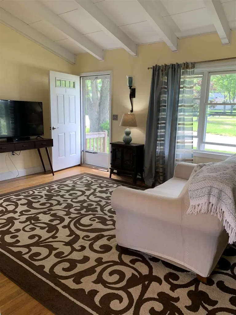 21 Morningside Drive Dover NH 03820