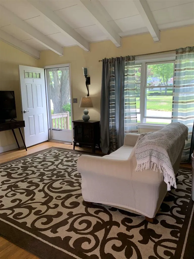21 Morningside Drive Dover NH 03820