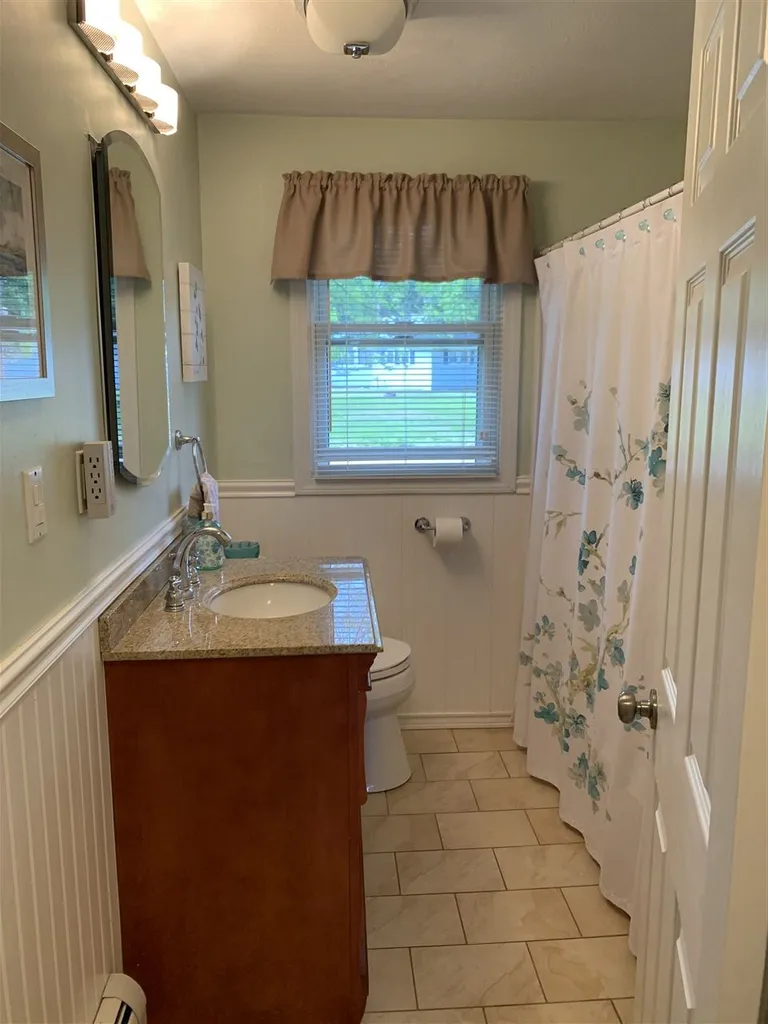 21 Morningside Drive Dover NH 03820