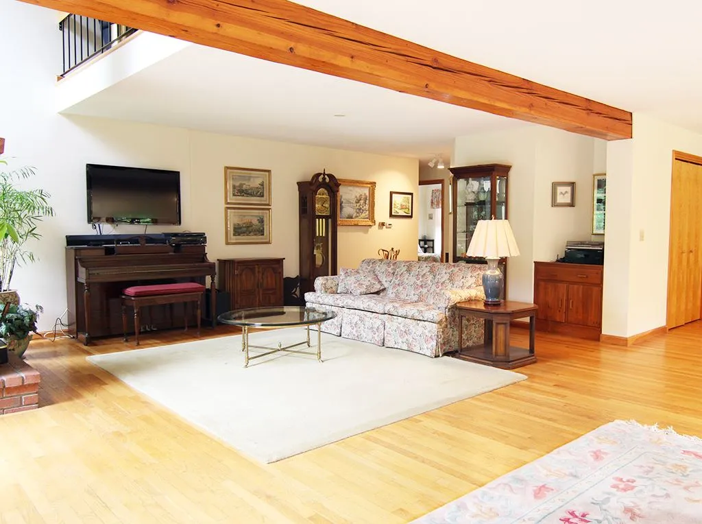27 Forbush Road Dublin NH 03444