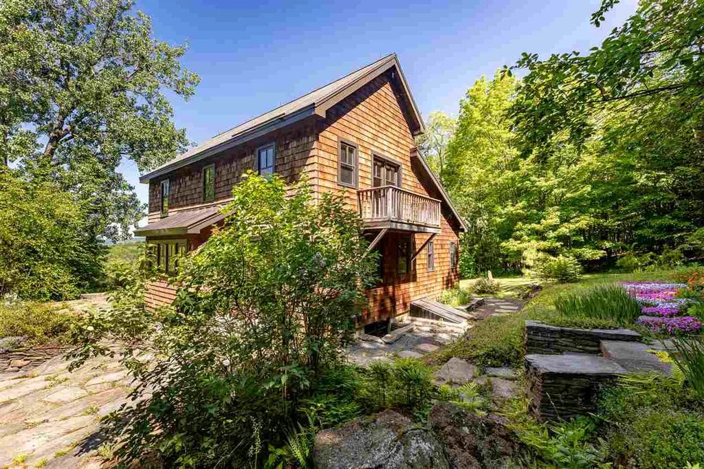 3057 Church Hill Road Woodstock VT 05091