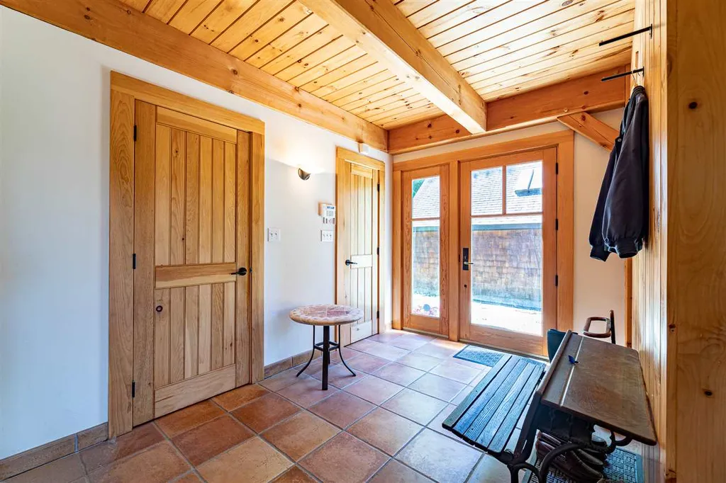 3057 Church Hill Road Woodstock VT 05091