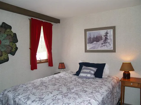 774 Magic Circle Londonderry VT 05148