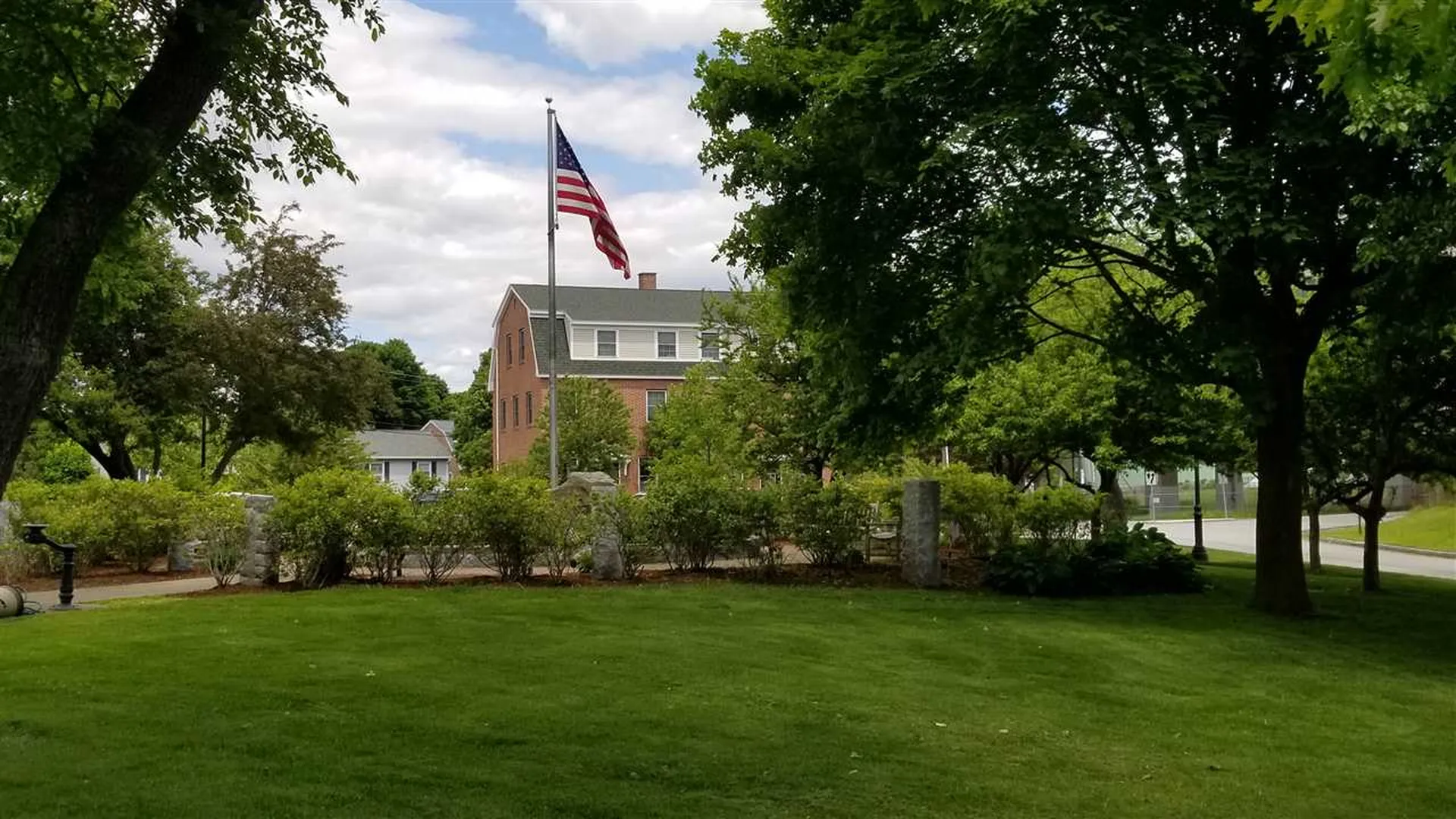 535 Kearsarge Way Portsmouth NH 03801