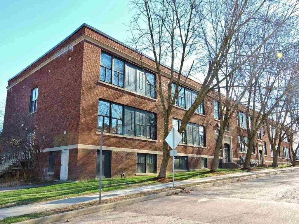67 Union Street Winooski VT 05404
