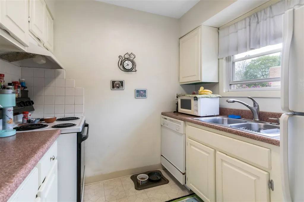 51 Wells Avenue Colchester VT 05446