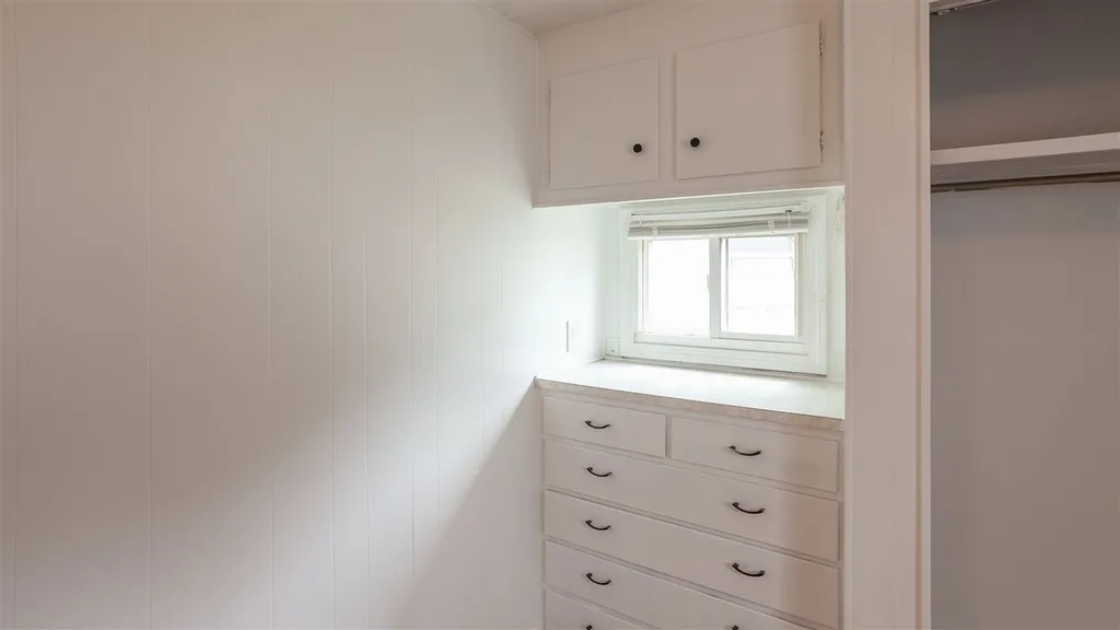 4 Atlas Avenue Hooksett NH 03106