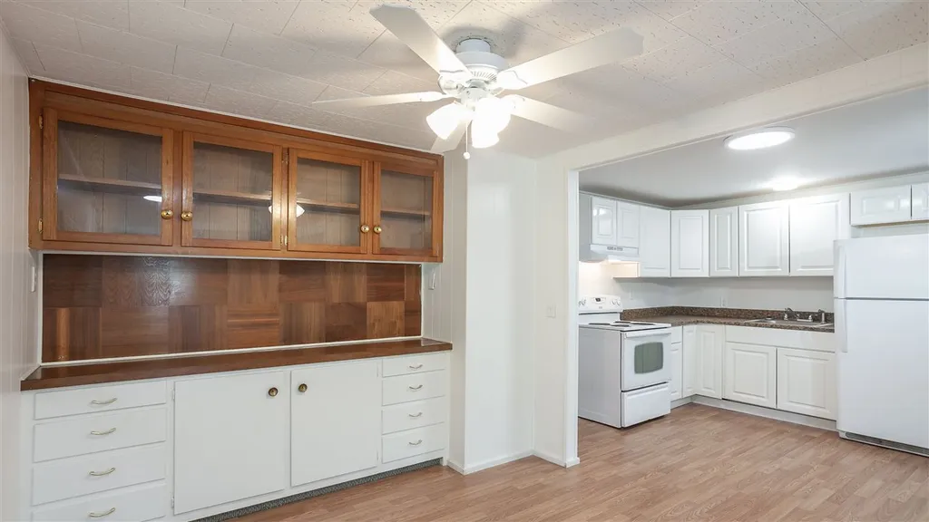 4 Atlas Avenue Hooksett NH 03106