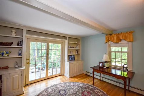 7 Surrey Lane Durham NH 03824