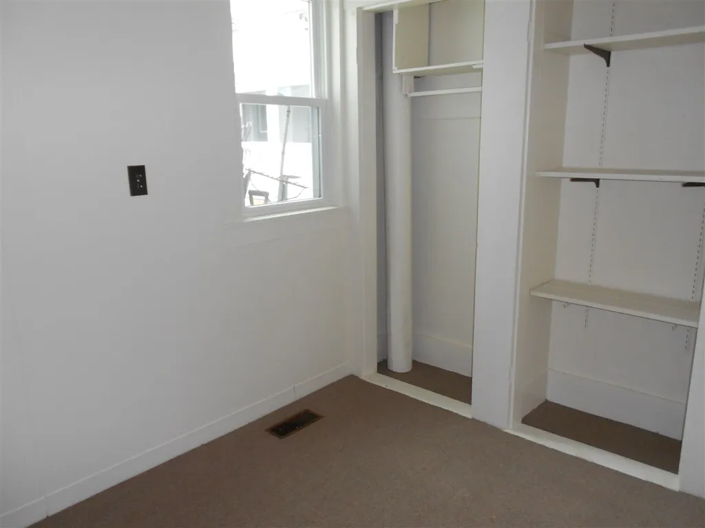 15 Pearl Street Franklin NH 03235