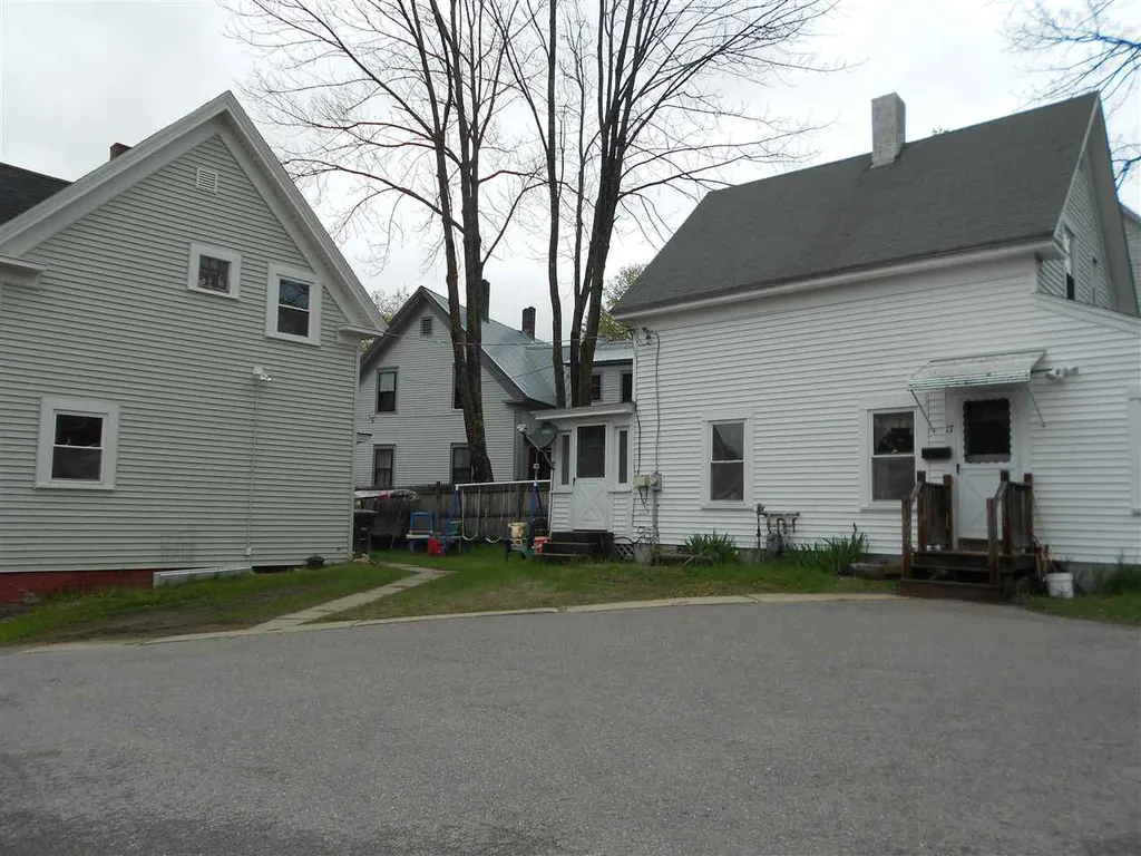 15 Pearl Street Franklin NH 03235