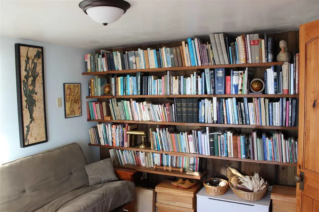 1553 West Shore Road Isle La Motte VT 05463