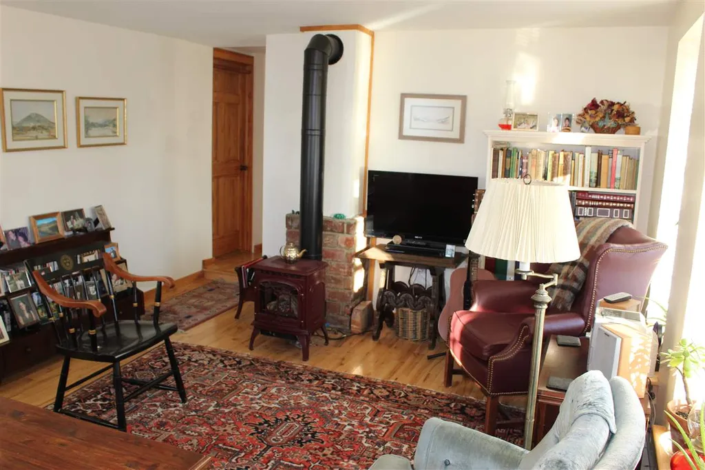 1553 West Shore Road Isle La Motte VT 05463