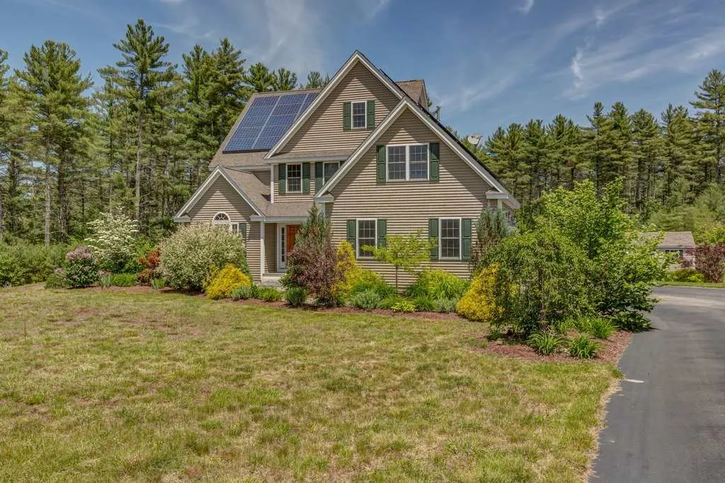 9 Baldwin Drive Brookline NH 03033
