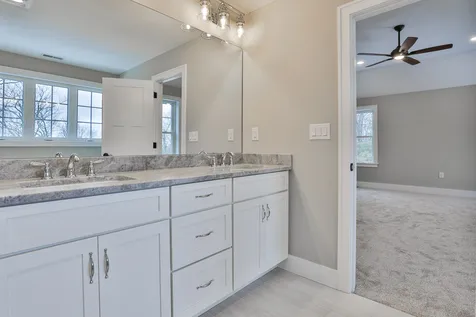 70 Ridgeview Lane New Boston NH 03070