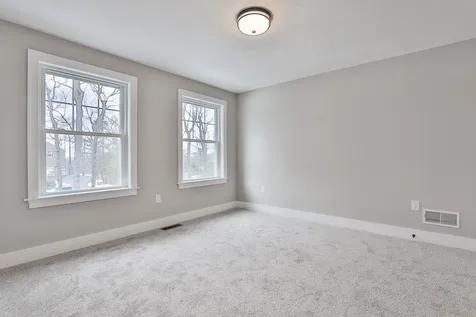 70 Ridgeview Lane New Boston NH 03070