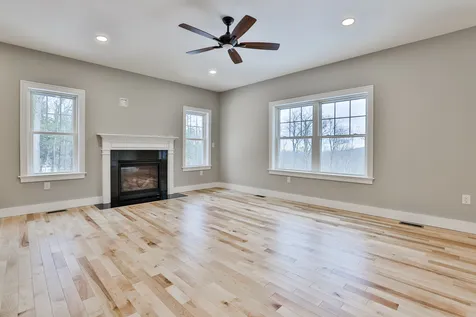 70 Ridgeview Lane New Boston NH 03070
