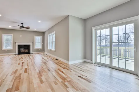 70 Ridgeview Lane New Boston NH 03070