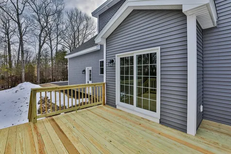 70 Ridgeview Lane New Boston NH 03070