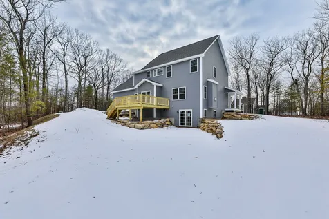 70 Ridgeview Lane New Boston NH 03070