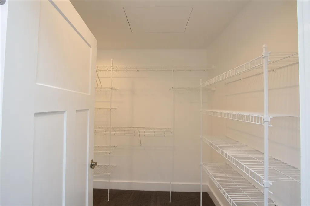28 Taft Street Essex VT 05452