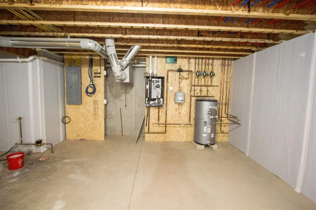 28 Taft Street Essex VT 05452