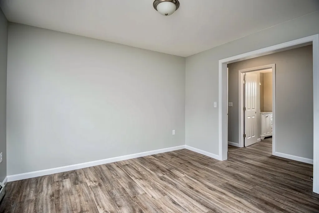 703 Hall Road Barrington NH 03825