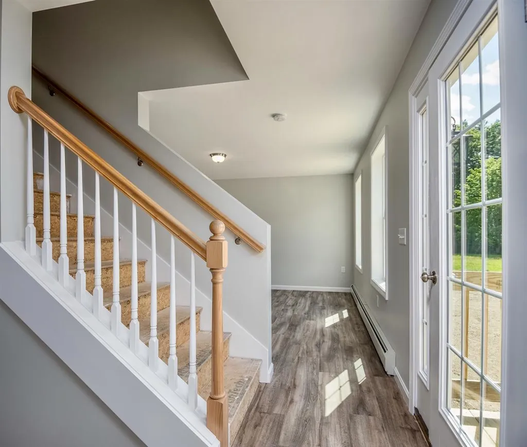 703 Hall Road Barrington NH 03825